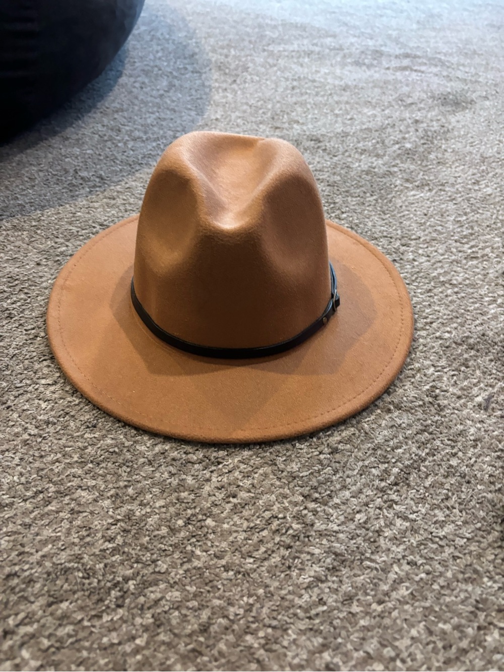 Wide Brim Felt Fedora Hat in Camel with Black Band